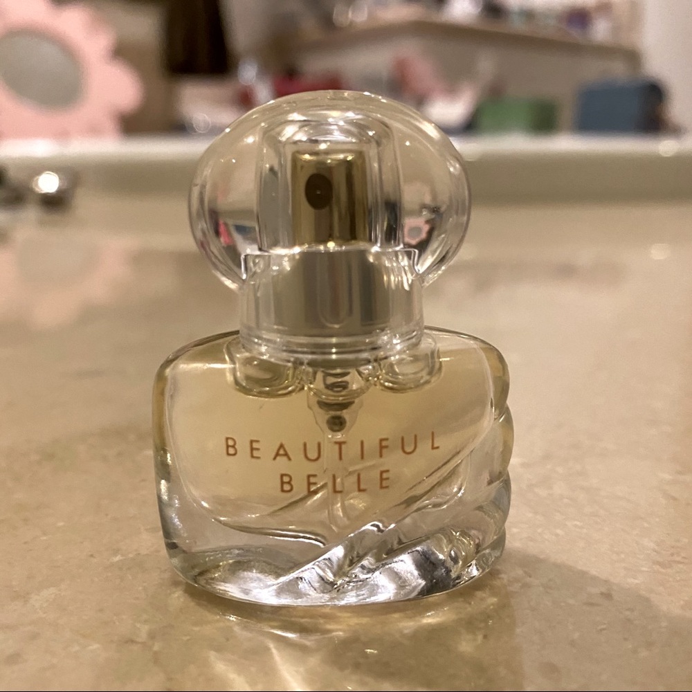 Ester Lauder Beautiful Belle